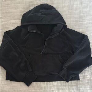 Lululemon scuba 1/2 zip in black